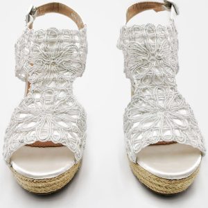 Cuña Copete Bordada